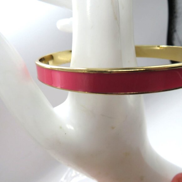 Vera Bradley Bracelet Pink Enamel Gold Tone Bangle Bubblegum Barbie Signed - Picture 5 of 6